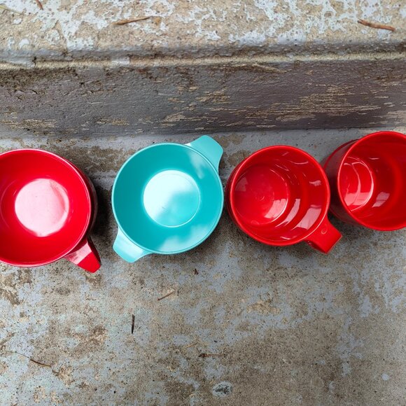 1960s Mepal Melmac Dorchester Melamine Cups - Picture 2 of 8